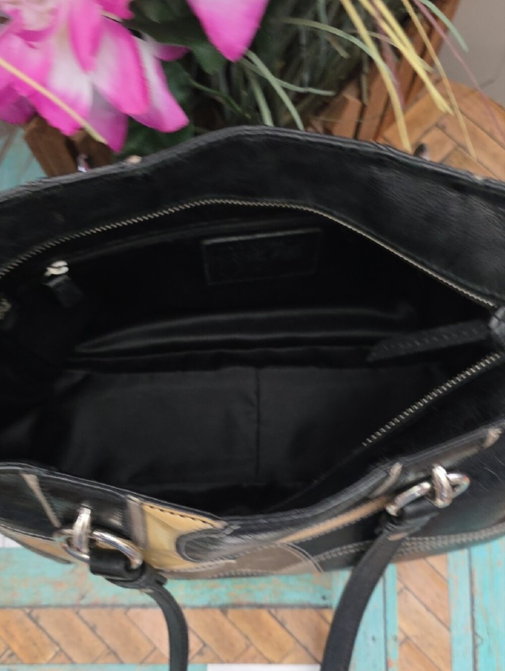 Coach Zip Top Shoulder Bag - Picture 9 of 10